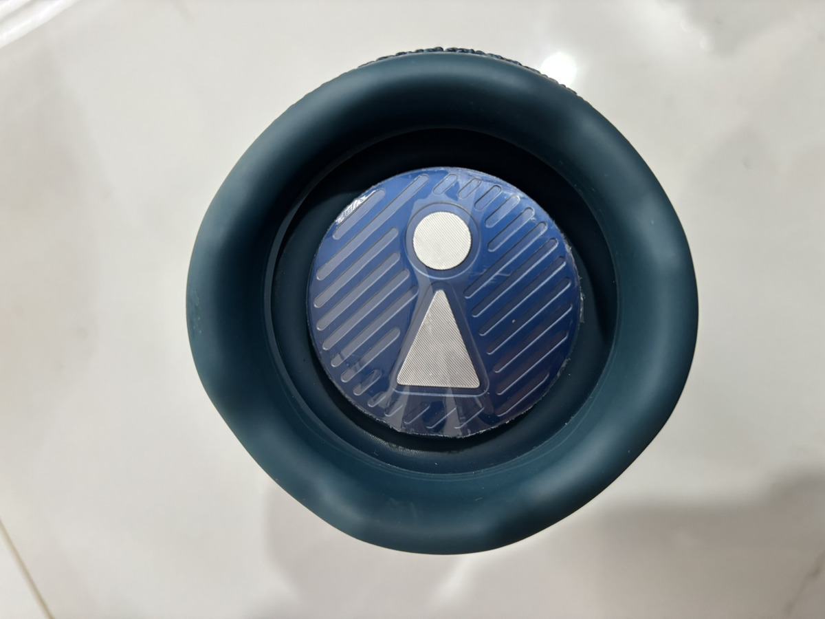 Bocina Bluetooth Charge 6 Azul Marino - Alto Rendimiento - México - Sonix MX